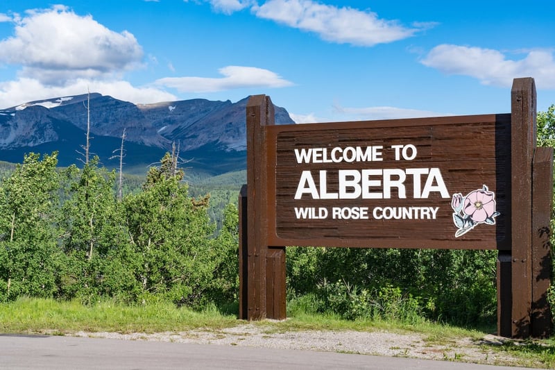Welcome to Alberta signage