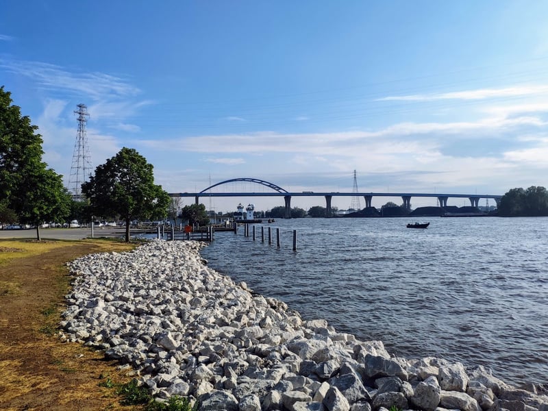 Shoreline in Green Bay